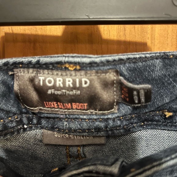 Torrid size 20 bootcut super stretch jeans - Picture 2 of 2